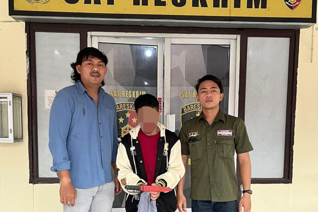 { \Illuminate\Support\Str::words($kategorix->post_title, 30, '') }}