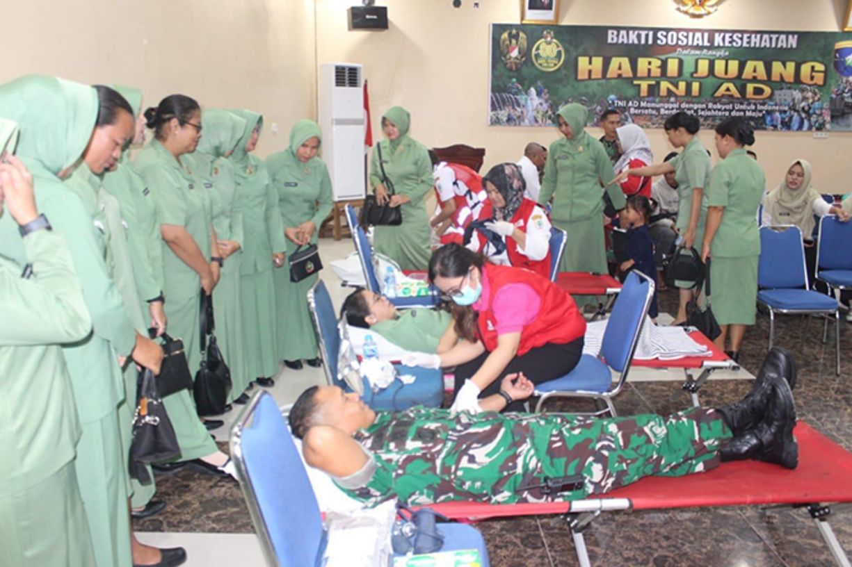 Kodim Putussibau Gelar Bhakti Kesehatan Peringati Hari Juang TNI AD 2025