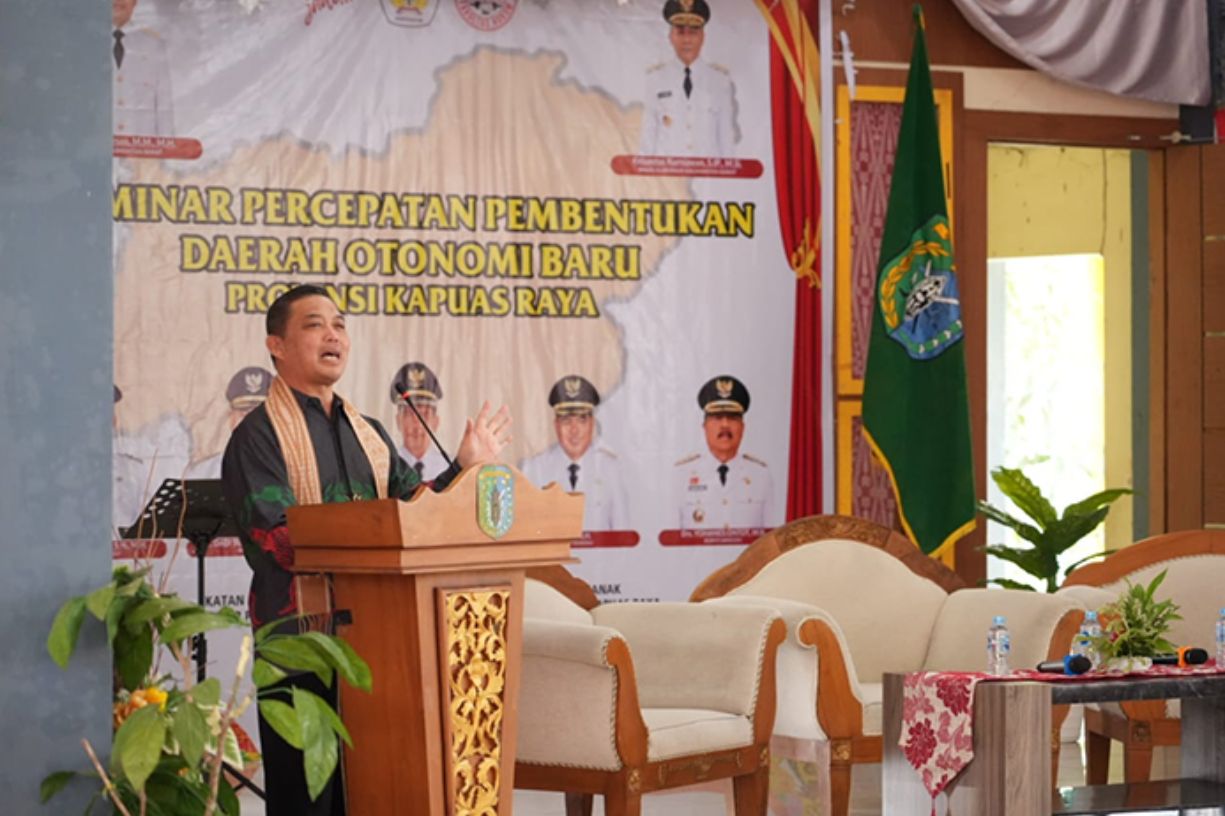 { \Illuminate\Support\Str::words($kategorix->post_title, 30, '') }}