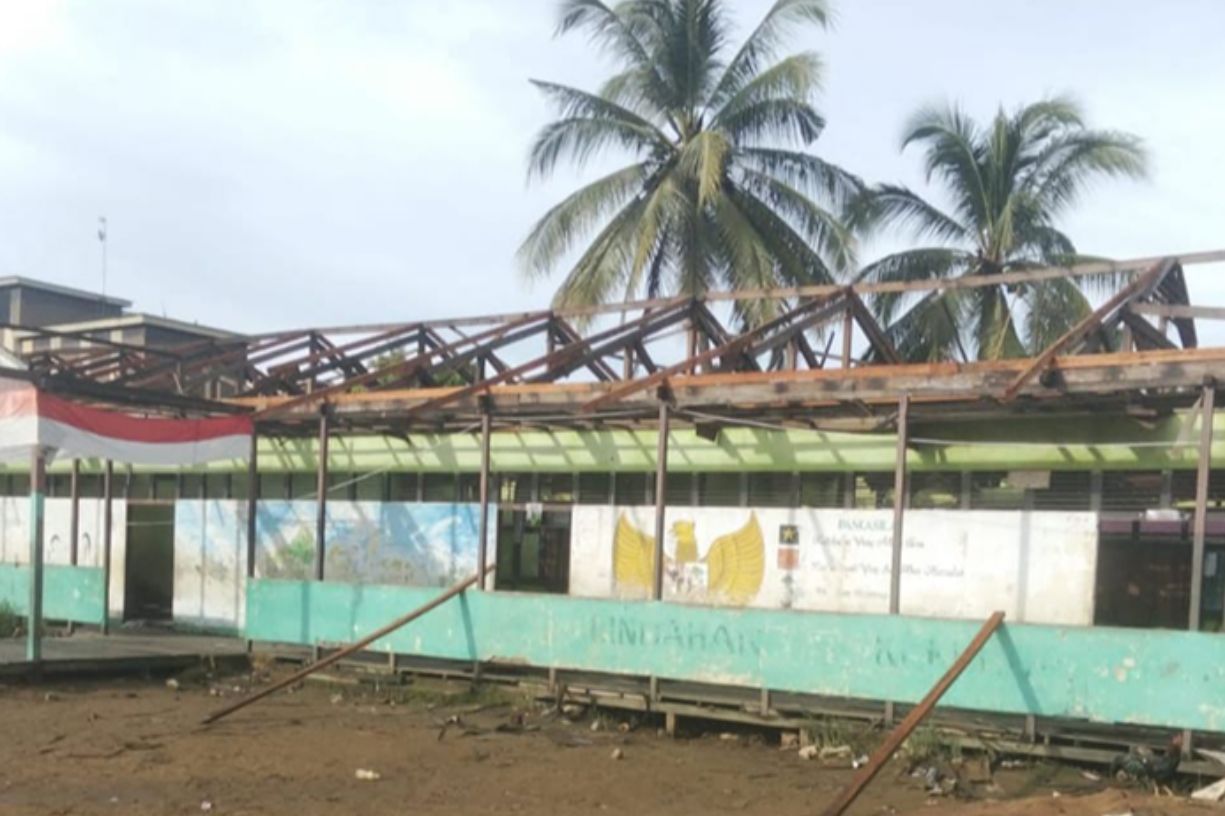 { \Illuminate\Support\Str::words($kategorix->post_title, 30, '') }}