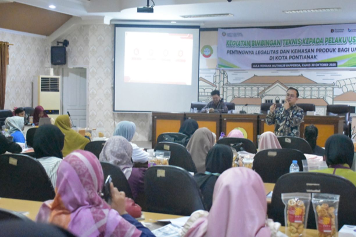 DPMPTSP Pontianak dan Rumah BUMN Gelar Bimtek, Dorong UMKM Paham Legalitas dan Kemasan Produk