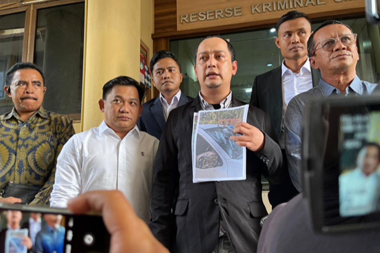 { \Illuminate\Support\Str::words($kategorix->post_title, 30, '') }}