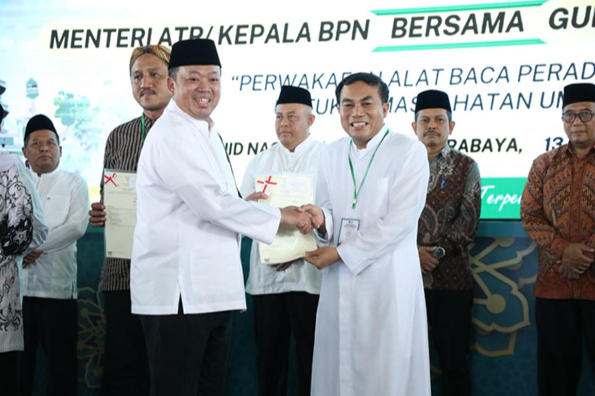 { \Illuminate\Support\Str::words($kategorix->post_title, 30, '') }}