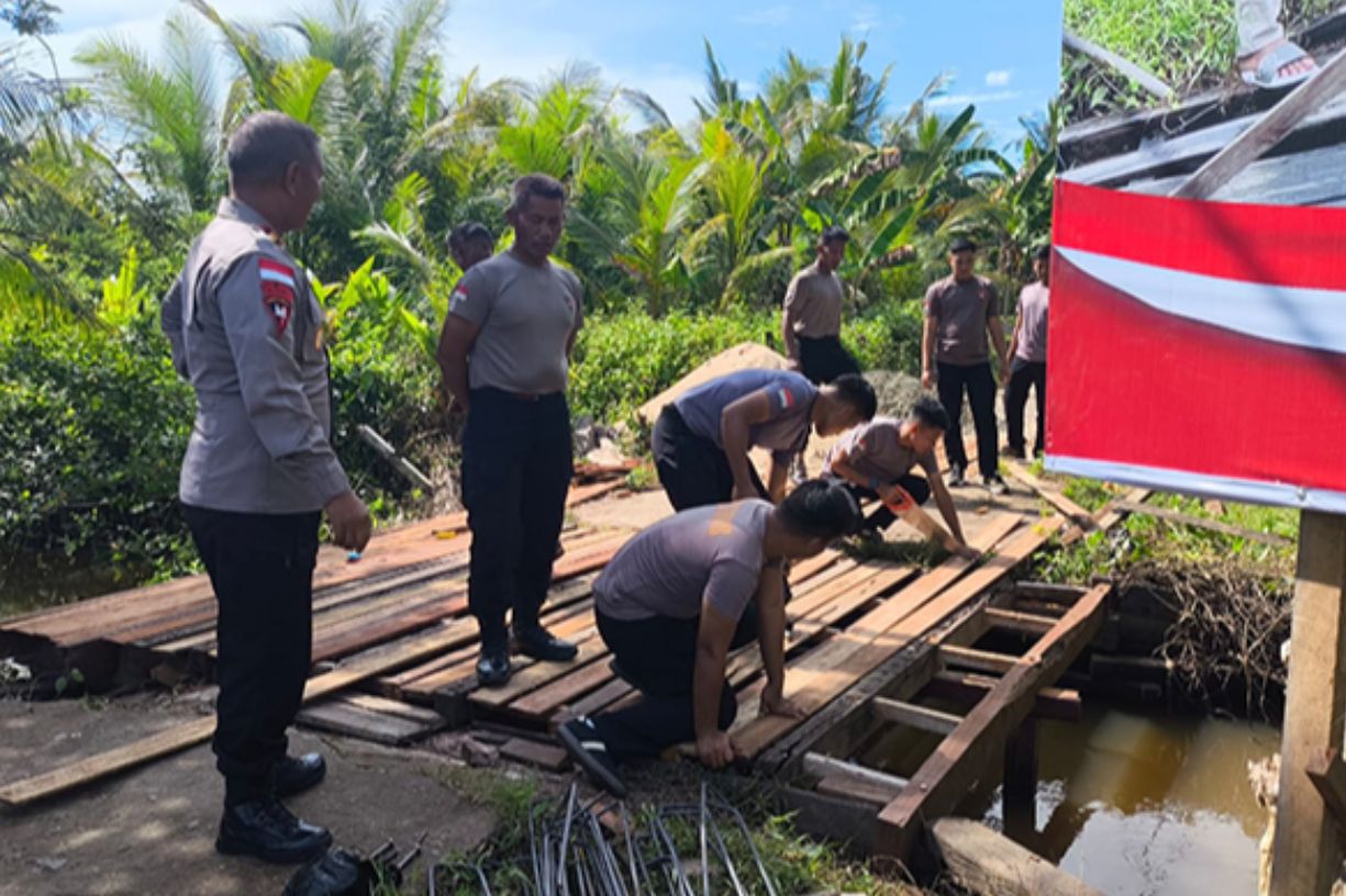 { \Illuminate\Support\Str::words($kategorix->post_title, 30, '') }}