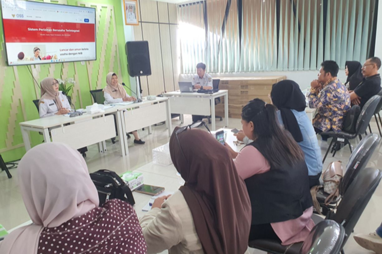 DPMPTSP Pontianak Evaluasi Masalah Pelaku Usaha, Perizinan OSS-RBA Jadi Sorotan