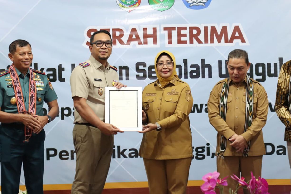 { \Illuminate\Support\Str::words($kategorix->post_title, 30, '') }}