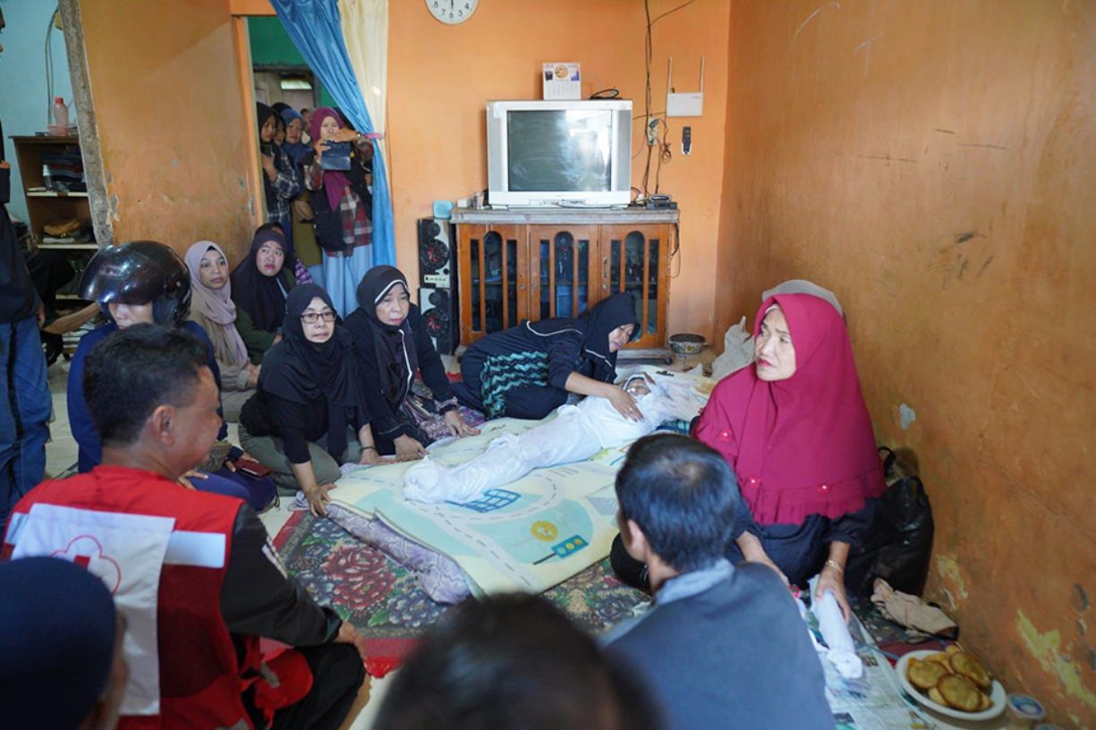 { \Illuminate\Support\Str::words($kategorix->post_title, 30, '') }}