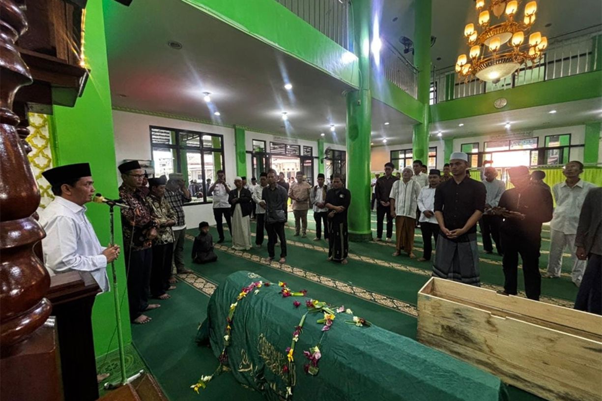 Dedikasi Tanpa Batas Ahmad Hasyim Hadrawi, Pengabdi yang Menjaga Harmoni Pontianak