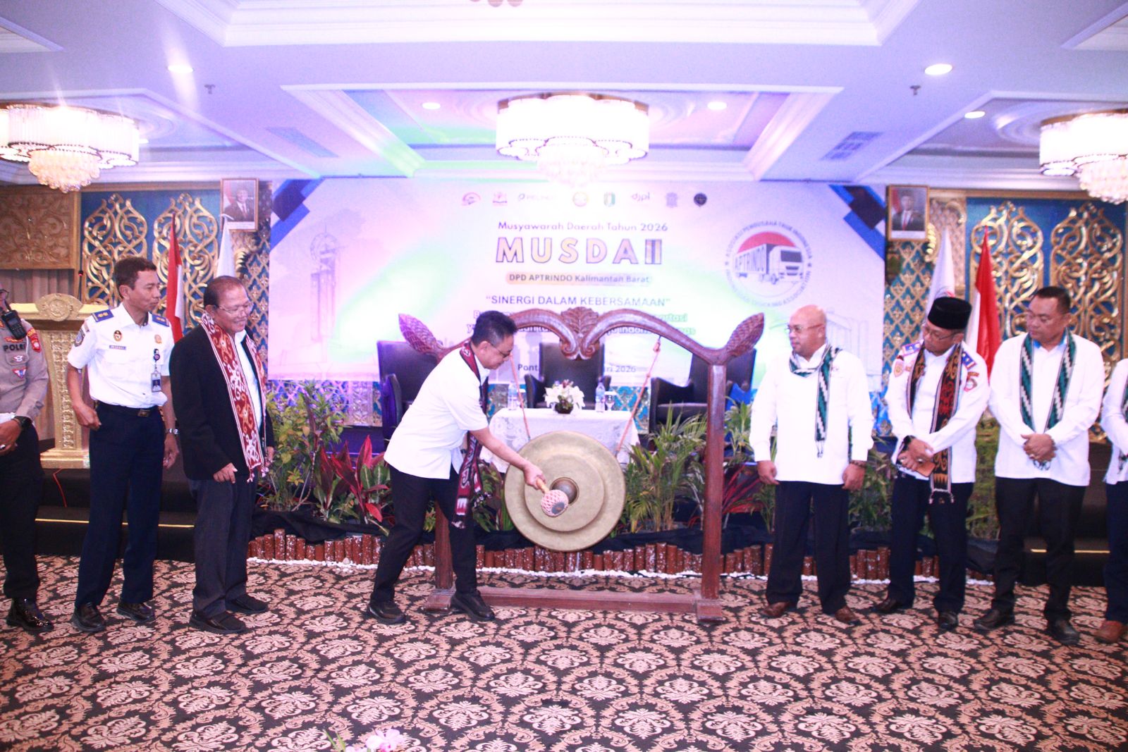 Buka Musda II Aptrindo Kalbar, Wali Kota Pontianak: Angkutan Jadi Urat Nadi Perekonomian