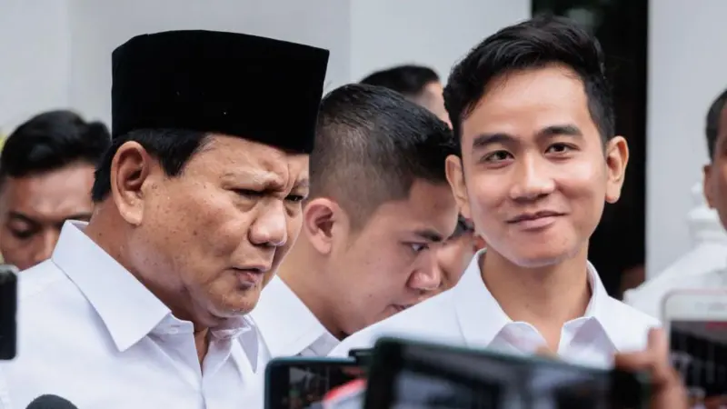 Simulakra Manuver UU KPK Ala Jokowi, Celah Selamatkan Gibran di 2029 Hingga Cegah SP3 Kasus Ria Norsan