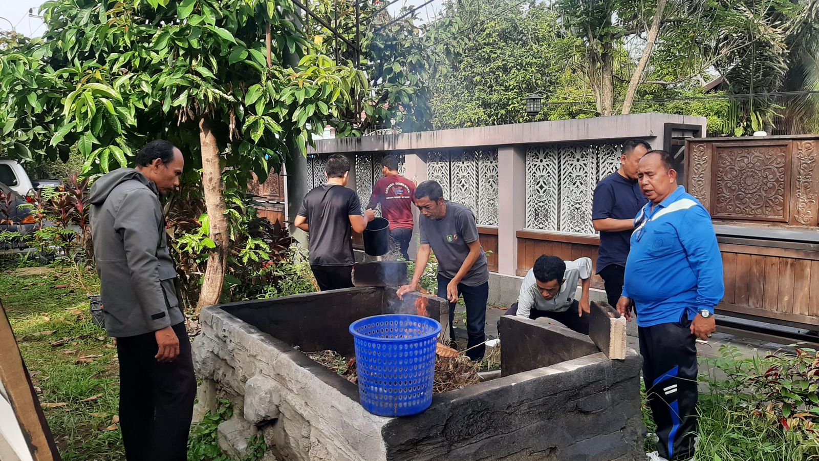 Gubernur Kalimantan Barat Canangkan Gerakan Korve Bersama di Lingkungan Perkantoran