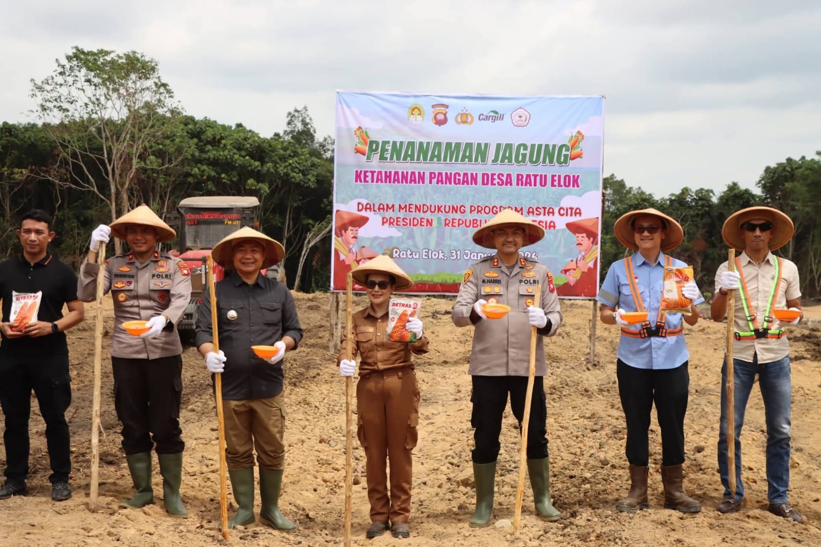 Dari Desa Ratu Elok, Pemkab Ketapang dan Polri Perkuat Ketahanan Pangan Berbasis Jagung