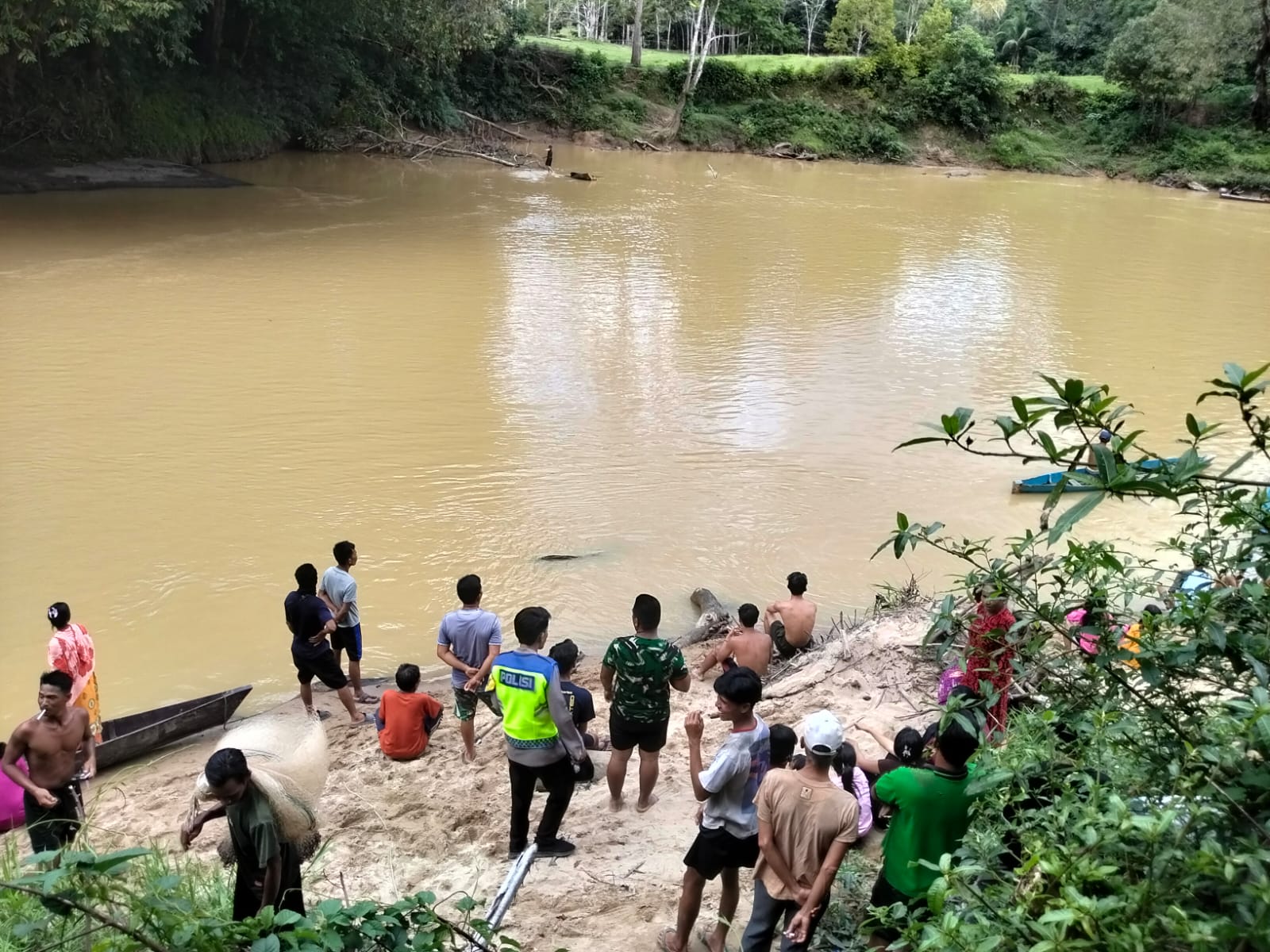 Lansia Berusia 80 Tahun Dilaporkan Tenggelam di Sungai Ensilat Kapuas Hulu