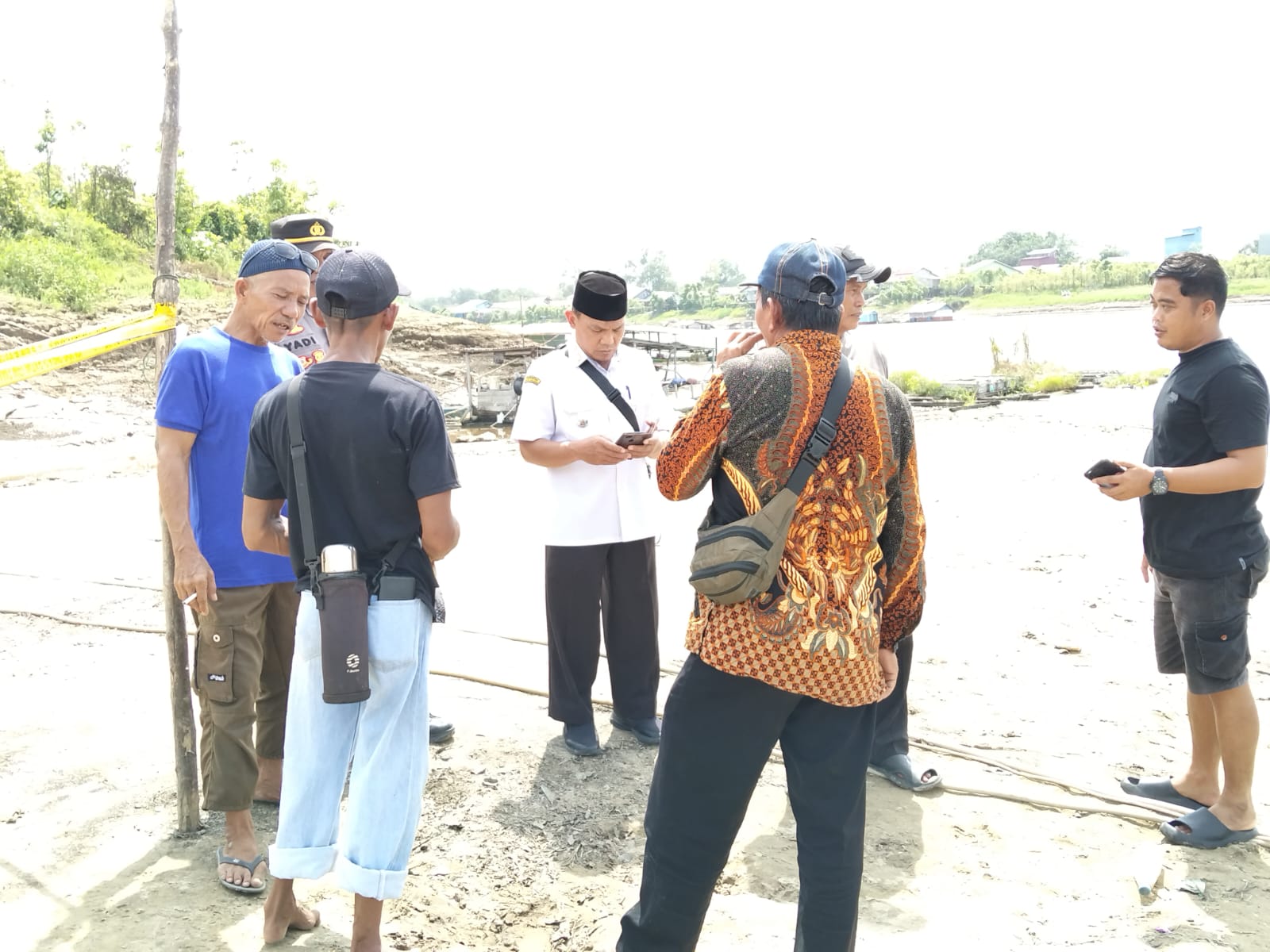 Semburan Api dari Dalam Pasir, Camat Bunut Hilir Tunggu Tindak Lanjut dari Pemerintah Kabupaten, Provinsi dan Pemerintah Pusat