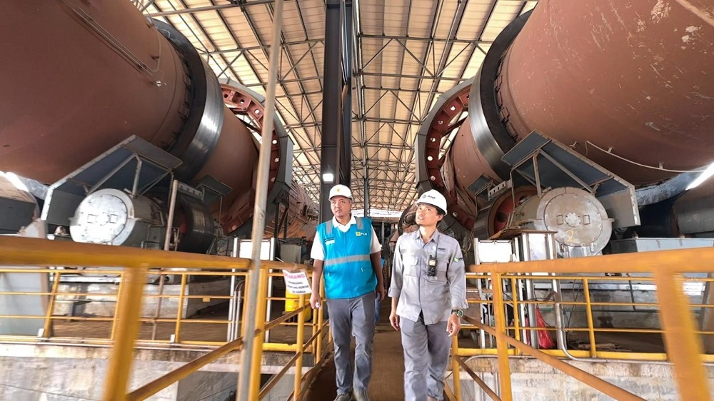 PLN Perkuat Sinergi dengan Industri Strategis, Jaga Keandalan Sistem Kelistrikan Kalimantan