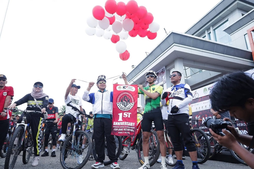Bupati Ketapang Lepas Fun Bike HUT KSK Reborn, Dorong Komunitas Jadi Penggerak Gaya Hidup Sehat