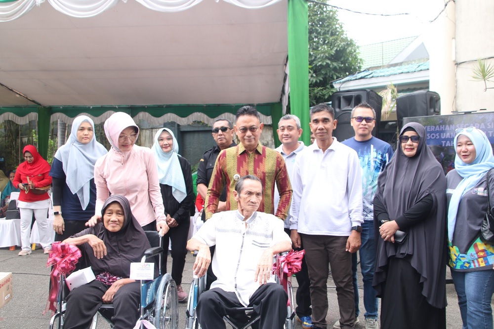Edi Kamtono Dorong Lansia Pontianak Tetap Mandiri, Sehat, dan Bahagia di Usia Senja