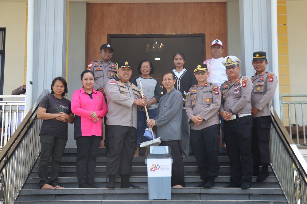 Sambut Hari Bhayangkara ke-80, Polres Kapuas Hulu Gelar Bakti Religi di Masjid, Gereja, dan Klenteng
