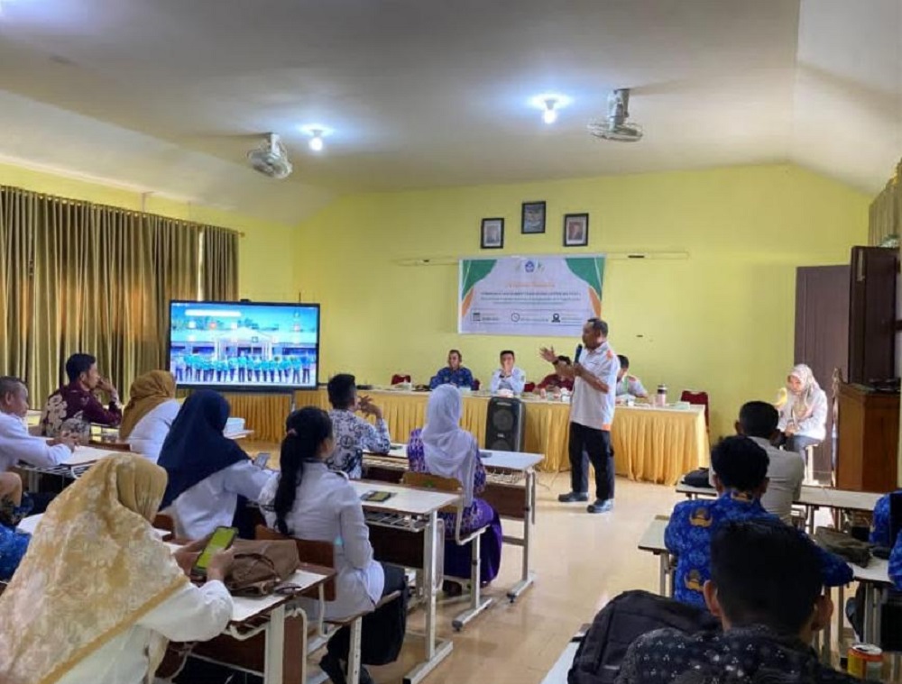 BGA Group Bekali Guru di Sungai Melayu Rayak Hadapi Era Pendidikan Digitall
