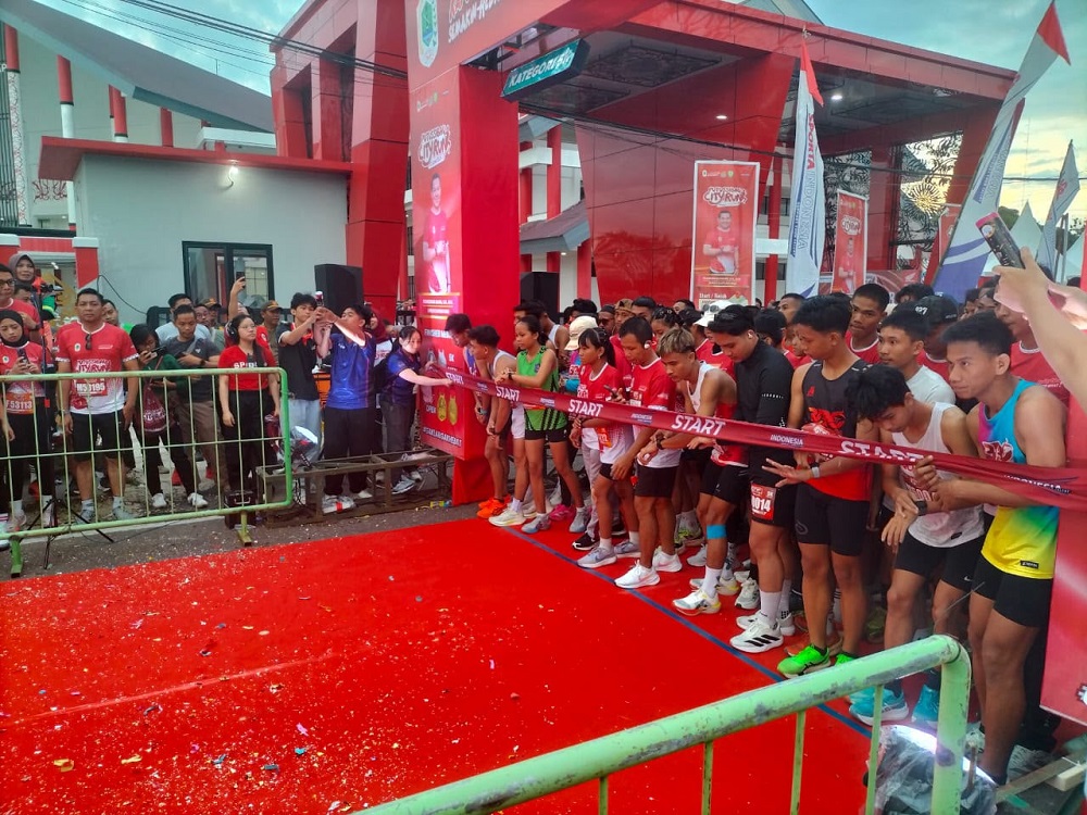 Kasdim 1206/Putussibau Ikut Berlari di Putussibau City Run 2026, Semarakkan HUT Kota ke-131