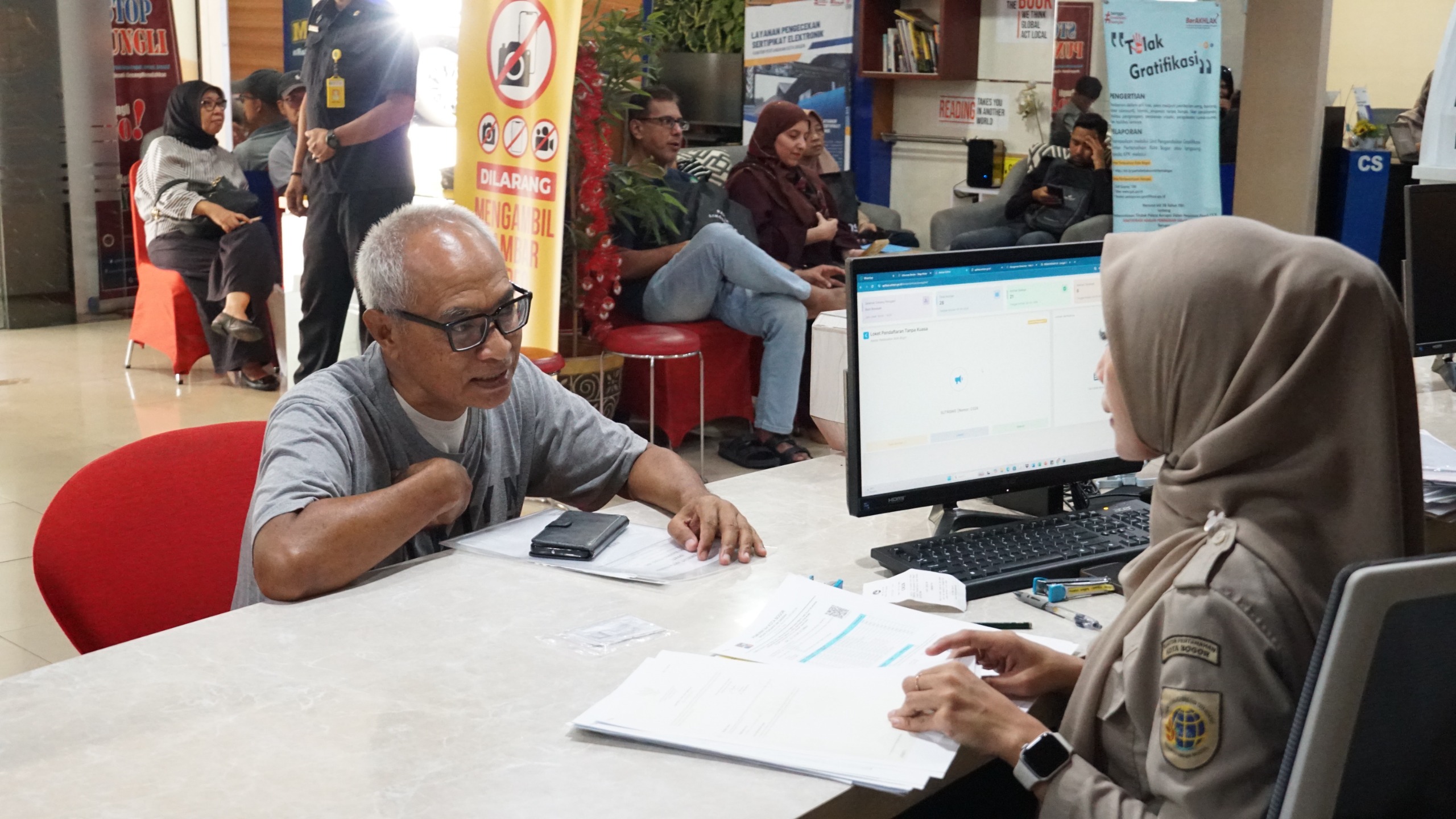 Urus Sertipikat Tanah Tanpa Perantara, Warga Akui Layanan Pertanahan Kini Lebih Transparan