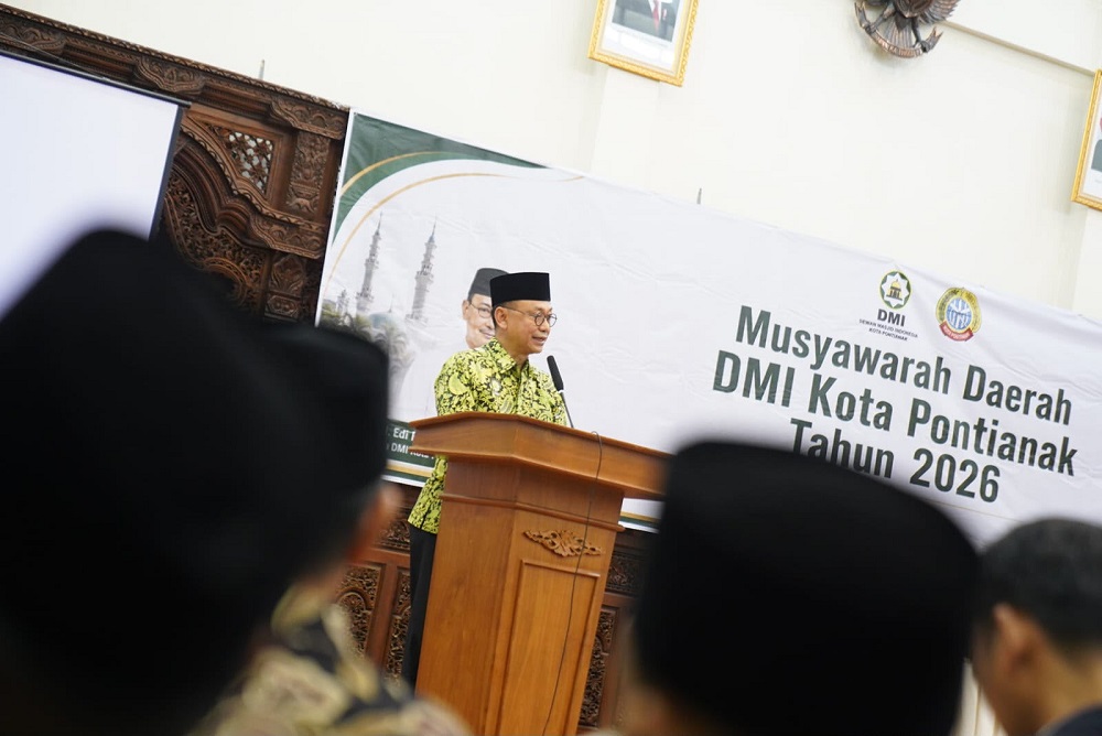 Edi Kamtono Dorong Masjid di Pontianak Jadi Pusat Pembinaan Umat dan Pemberdayaan Ekonomi