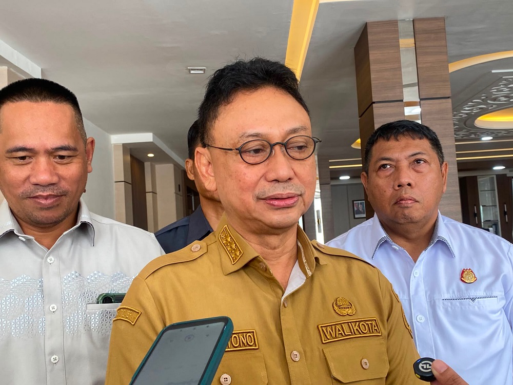 Antrean BBM Mengular di Pontianak, Wali Kota Edi Ingatkan Warga Jangan Cari Untung