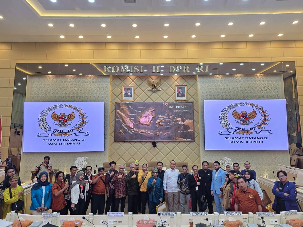 Bupati Ketapang Perjuangkan Penyelesaian Konflik Lahan Teluk Bayur di Komisi II DPR RI