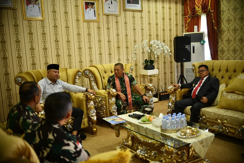 Kasdam XII/Tanjungpura Kunjungi Melawi, Perkuat Sinergi TNI dan Pemda Dorong Pembangunan