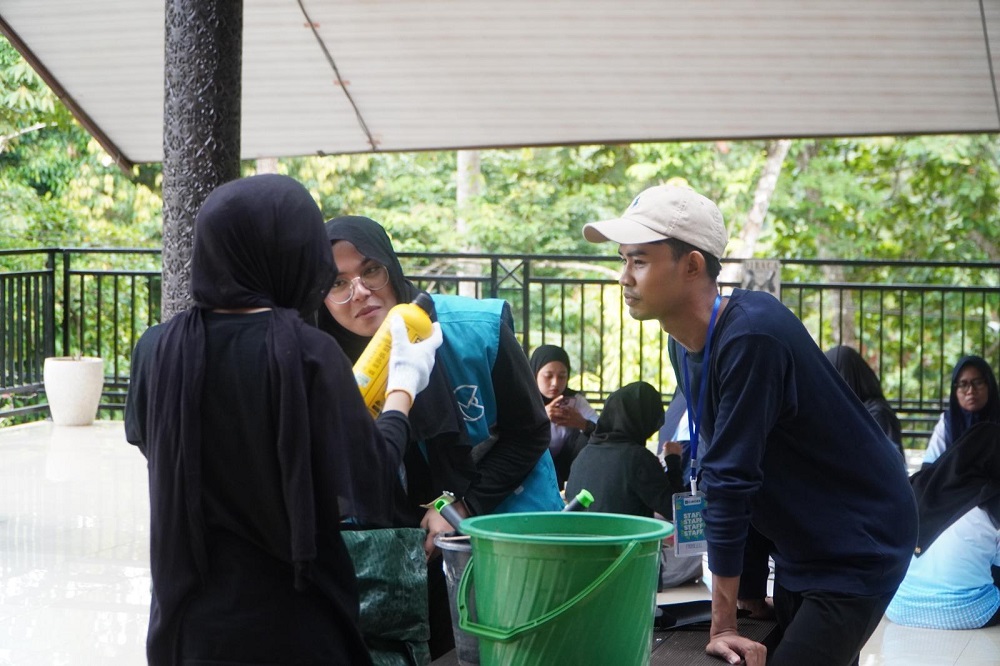 Sambut HUT ke-81 RI, PLN Tanamkan Budaya Peduli Lingkungan Lewat Aksi ESG di Kebun Raya Balikpapan