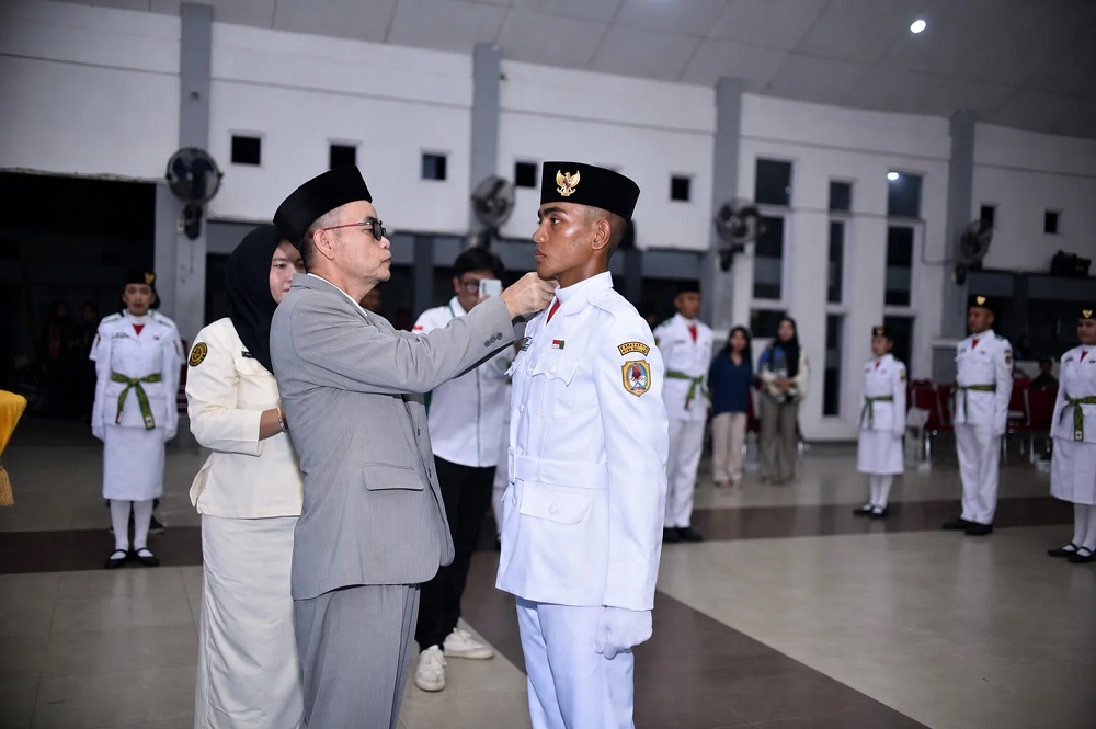 26 Pelajar Dikukuhkan Jadi Paskibraka Melawi, Siap Kibarkan Merah Putih