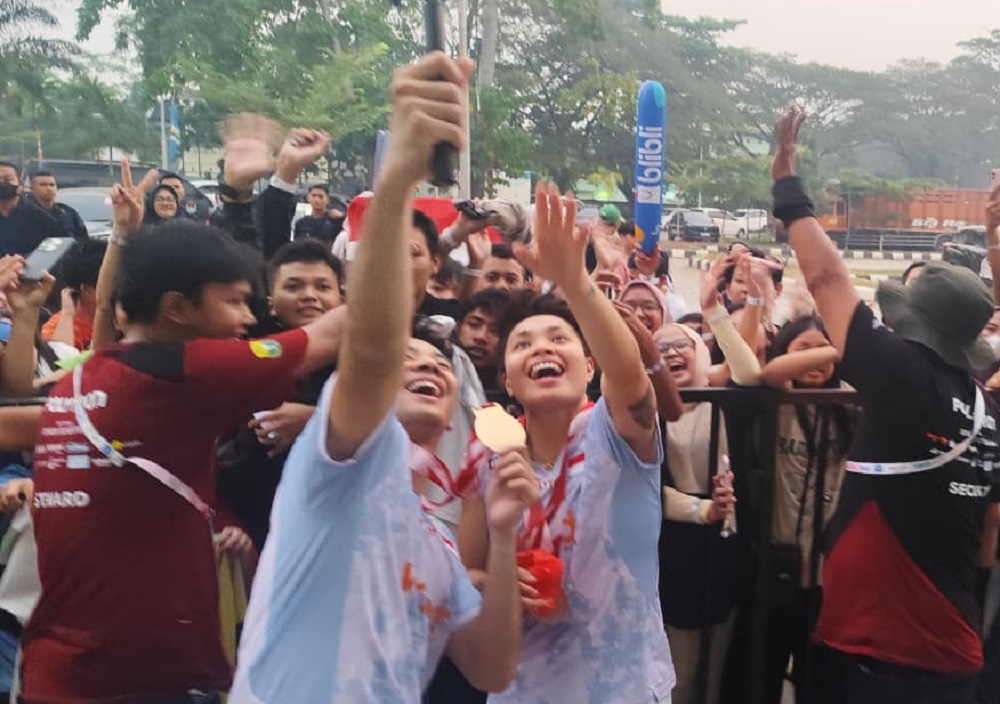 Suporter Bikin GOR Terpadu Bergemuruh, Apriyani: Mau Ngomong Saja Tidak Kedengaran