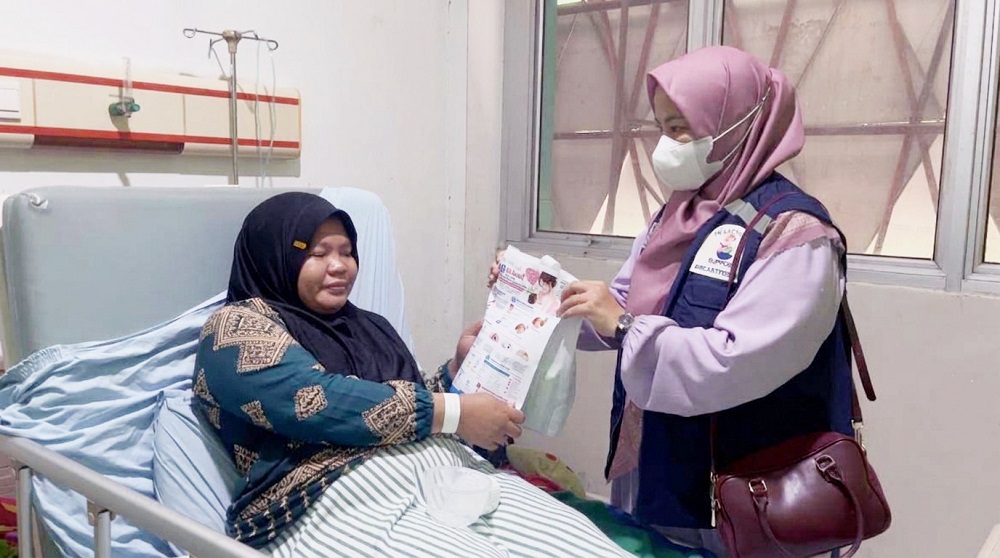 AIMI Kalbar Dampingi Ibu Menyusui di Tengah Karhutla lewat Hospital Visit