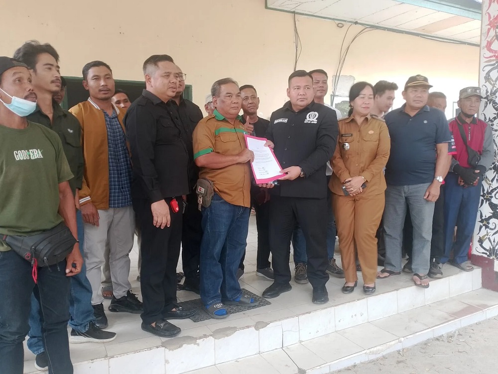 Ketua DPRD Melawi Desak PT SDK 1 Segera Bayar Upah PHL Rp221 Juta
