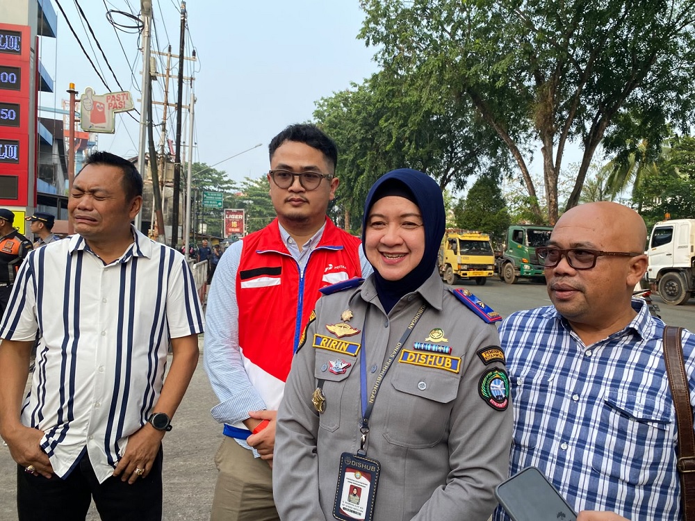 Tak Boleh Lagi Mengular di Badan Jalan, Antrean Solar Subsidi di Pontianak Diatur