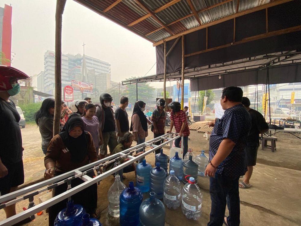 Harga Air Isi Ulang Tembus Rp25 Ribu Saat Kemarau, Pemerintah Diminta Turun Tangan