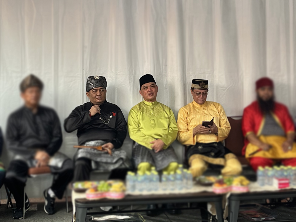 Sosok Oknum Anggota Ormas Diduga Terlibat Pemukulan Mahasiswa Terlihat Sepanggung dengan Gubernur Kalbarr