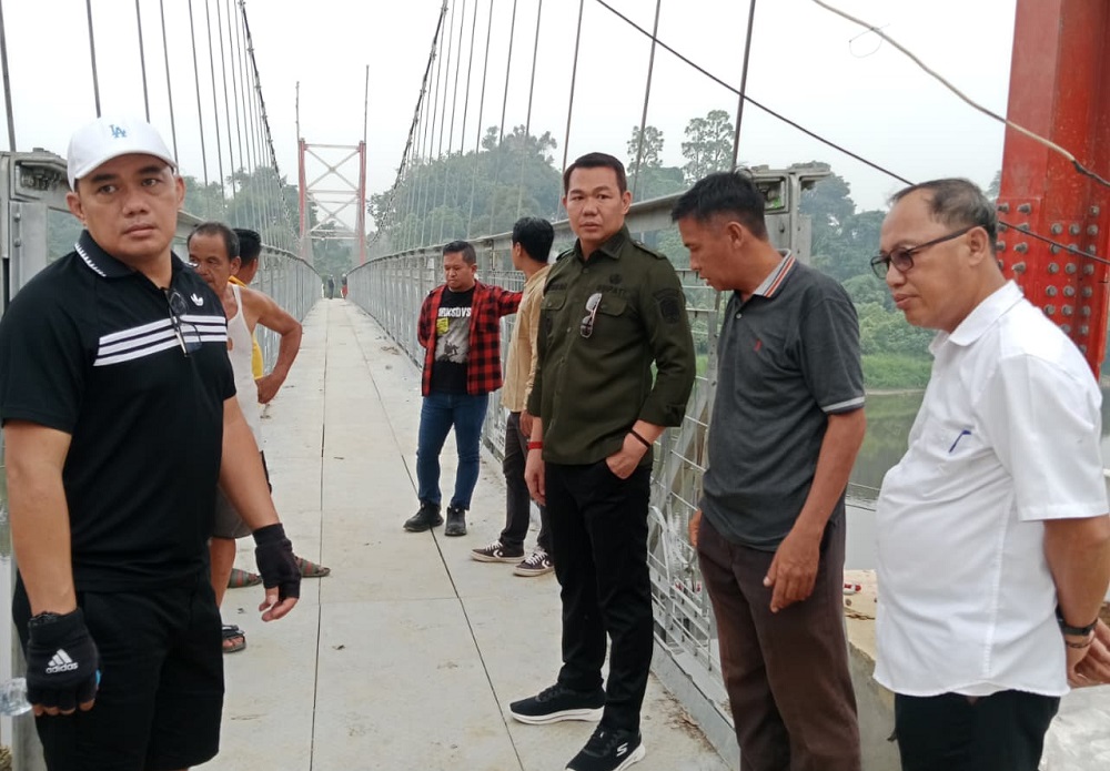 Jembatan Gantung Tanjung Karang Kapuas Hulu Segera Beroperasi