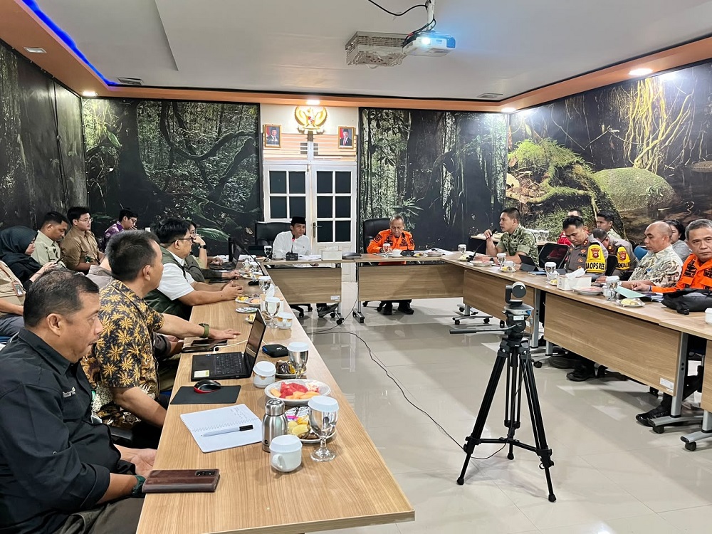 Karhutla Ketapang Jadi Perhatian Pusat, Menhut Siapkan Tambahan Personel dan Water Bombing